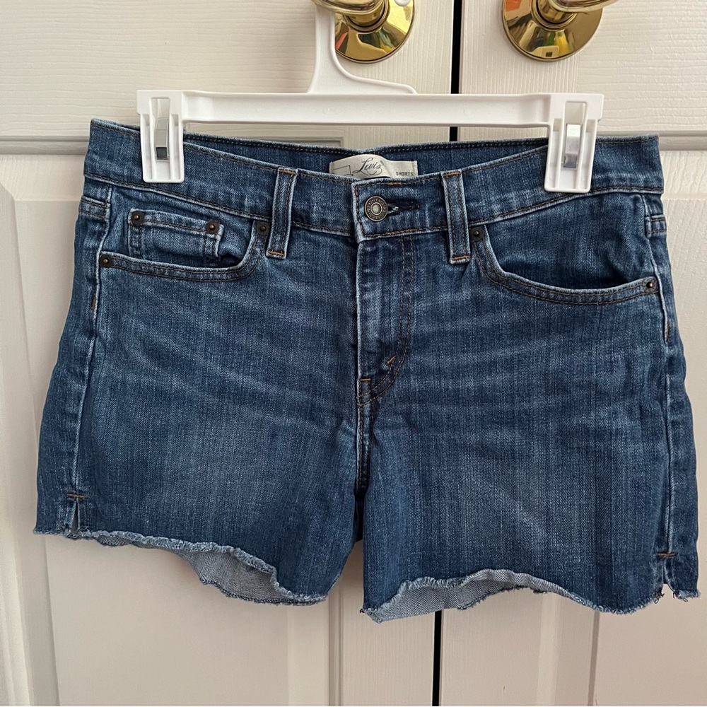 Levi’s Dark Wash Cutoff Jean Shorts Size 4
